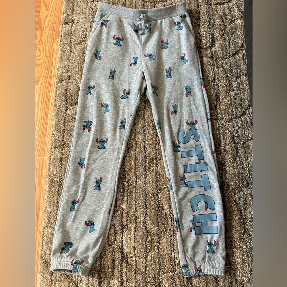 💙Stitch Sweatpants🩶 - Picture 2 of 4